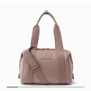 Dagne Dover medium Landon Caryall in Dune